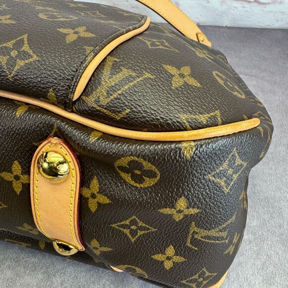 Louis Vuitton Monogram Galliera PM Shoulder Bag - Picture 10 of 16